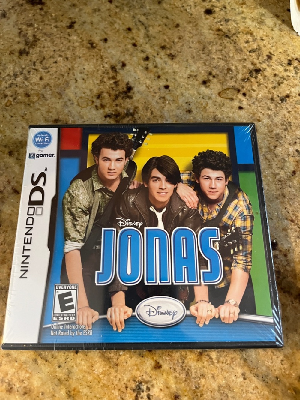 NWT Nintendo DS Jonas Brothers - Disney Game